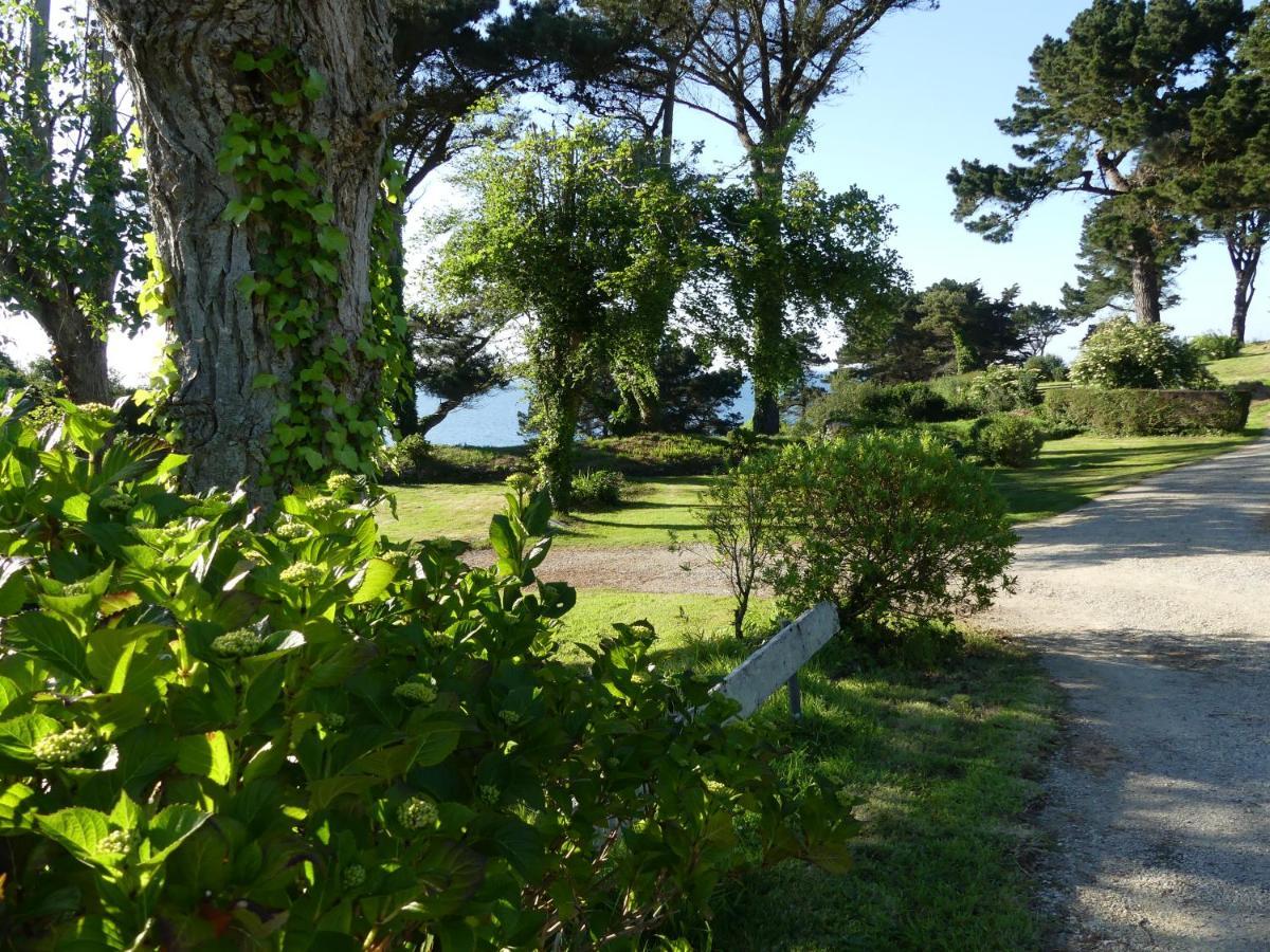 Les Hortensias Grande Tente Familiale Deux Chambres Et Sejour Vue Mer Sur Camping Nature Plestin-les-Greves Exterior photo